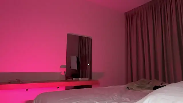 xo madeline online show from 05-07-26, 02:06
