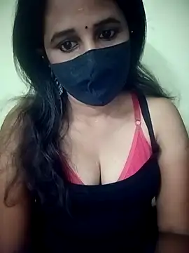 Snapshot of Tamil_Rani- chatting on 03-12-26, 07:53 Tamil Rani- online show from 03-12-26, 07:53