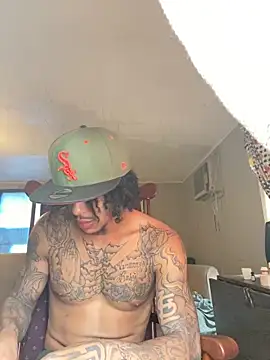 Snapshot of bkigdick225 chatting on 03-09-26, 08:57 bkigdick225 online show from 03-09-26, 08:57