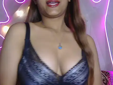 Snapshot of boldxx_G chatting on 06-16-26, 01:03 boldxx G online show from 06-16-26, 01:03
