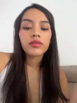 Mia-villalobos online show from 06-28-26, 03:40