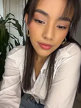 Mia-villalobos online show from 08-01-26, 03:33