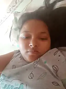 Snapshot of priti_25 chatting on 06-14-26, 08:16 priti 25 online show from 06-14-26, 08:16