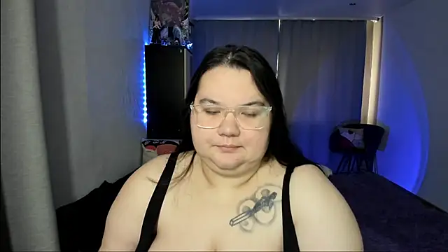 YoshinoSomei online show from 04-16-26, 05:52