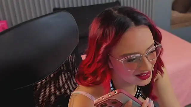 SusanaBell  online show from 04-22-26, 07:15