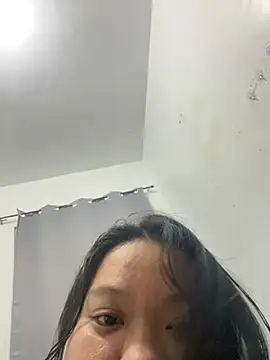 Snapshot of -Lykasa- chatting on 03-02-26, 04:03 -Lykasa- online show from 03-02-26, 04:03