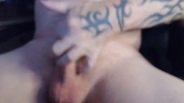 hung23xuk online show from 07-14-26, 09:53