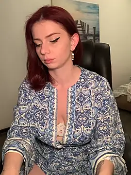 Snapshot of VelvetChloe chatting on 06-18-26, 01:26 VelvetChloe online show from 06-18-26, 01:26