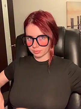 Snapshot of VelvetChloe chatting on 06-20-26, 06:54 VelvetChloe online show from 06-20-26, 06:54