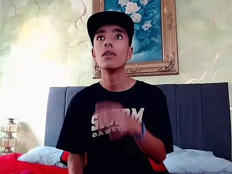 Snapshot of abraham_xo chatting on 03-05-26, 01:07 abraham xo online show from 03-05-26, 01:07