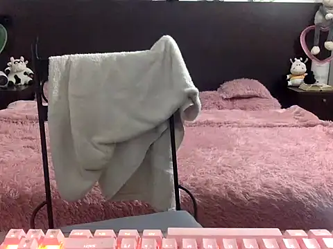 mommy-Milf online show from 03-12-26, 01:45