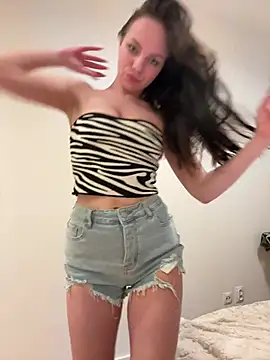 KamilaIv online show from 03-18-26, 05:38