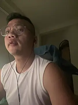 Snapshot of Gockhuatsg chatting on 06-27-26, 07:08 Gockhuatsg online show from 06-27-26, 07:08