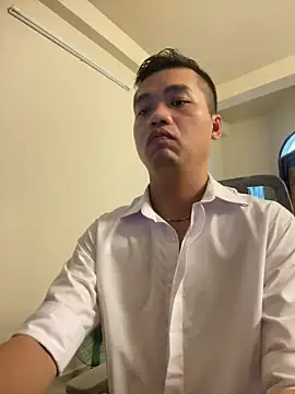 Snapshot of Gockhuatsg chatting on 07-14-26, 10:32 Gockhuatsg online show from 07-14-26, 10:32