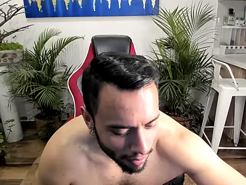 Snapshot of Luigi_Money chatting on 03-01-26, 12:56 Luigi Money online show from 03-01-26, 12:56