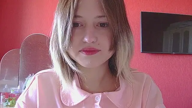 Snapshot of Beloved_Mary chatting on 05-11-26, 06:30 Beloved Mary online show from 05-11-26, 06:30