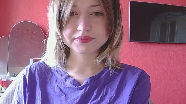 Snapshot of Beloved_Mary chatting on 05-17-26, 05:27 Beloved Mary online show from 05-17-26, 05:27