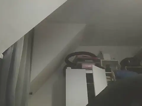 DOUBLETROUBLE7773 online show from 04-06-26, 11:16