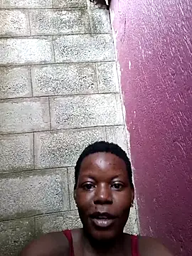 Snapshot of smallville26 chatting on 03-10-26, 05:56 smallville26 online show from 03-10-26, 05:56