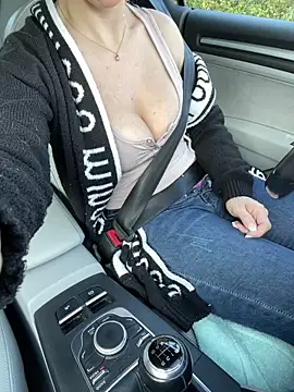 BellaMila online show from 04-21-26, 05:58