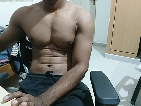 kratosTheHunk online show from 05-11-26, 05:43