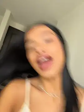 Bella Smithe online show from 04-13-26, 02:22