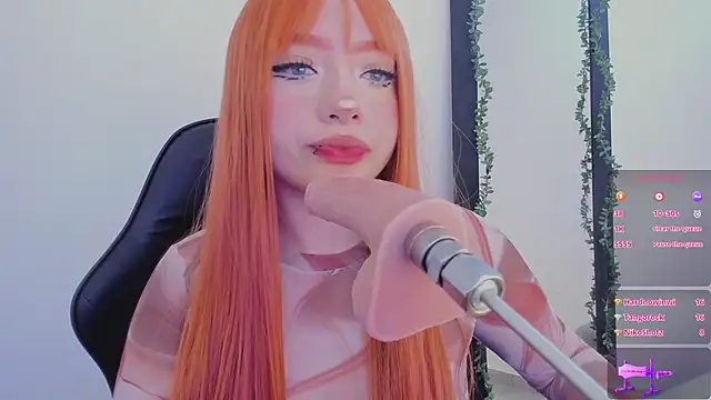 Snapshot of Kloeraize chatting on 05-16-26, 06:54 Kloeraize online show from 05-16-26, 06:54