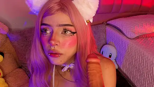 Snapshot of Taylor__0 chatting on 03-10-26, 02:00 Taylor 0 online show from 03-10-26, 02:00