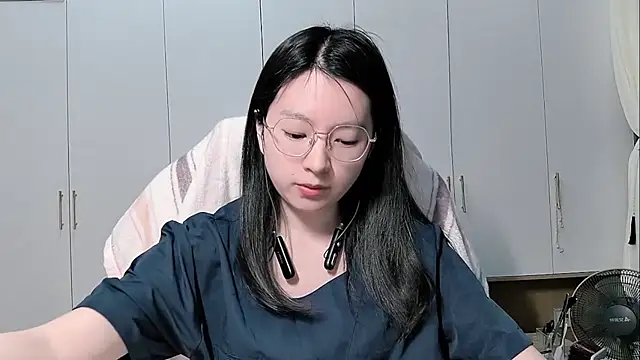 Eeya-36 online show from 04-24-26, 11:34