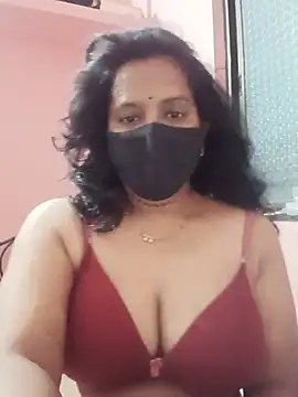 Snapshot of Miss-Dolly07 chatting on 07-15-26, 05:40 Miss-Dolly07 online show from 07-15-26, 05:40