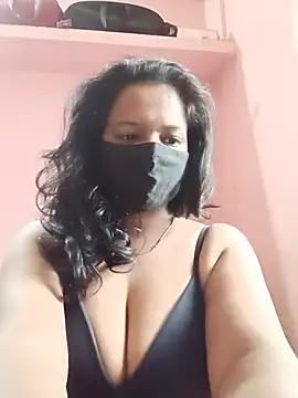 Snapshot of Miss-Dolly07 chatting on 07-17-26, 01:34 Miss-Dolly07 online show from 07-17-26, 01:34