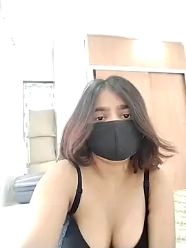 Ishaa 22 online show from 04-26-26, 09:51