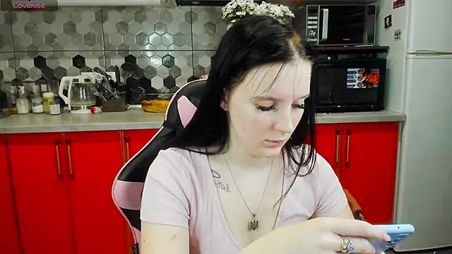 Mary Blu online show from 02-07-25, 07:38