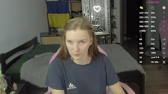 Mary Blu online show from 11-20-25, 10:31