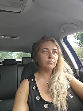 MellanieBliss online show from 06-10-26, 02:38
