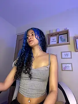 Snapshot of Franchezcaa_ chatting on 07-17-26, 05:51 Franchezcaa online show from 07-17-26, 05:51
