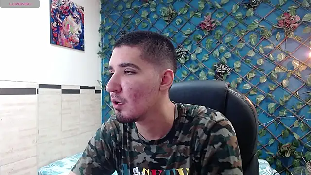 Roccoallegeri online show from 04-21-26, 12:00