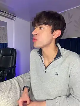 Snapshot of MatthewMoore_ chatting on 03-10-26, 12:59 MatthewMoore online show from 03-10-26, 12:59