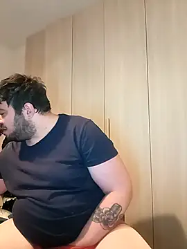 bear skinny online show from 04-20-26, 02:20