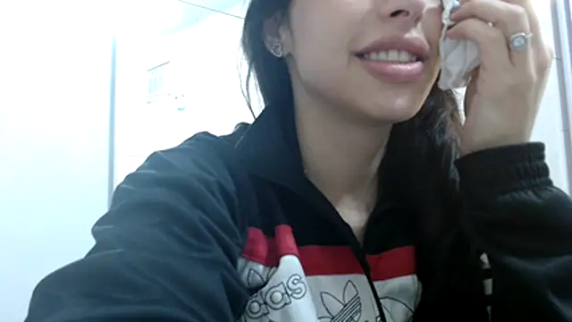 sweetwanda online show from 03-23-26, 01:48