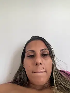 kifanyy online show from 04-05-26, 03:53