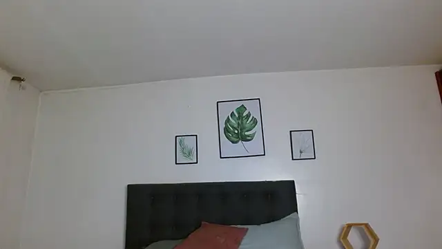 Snapshot of samanthachop chatting on 05-28-26, 01:19 samanthachop online show from 05-28-26, 01:19