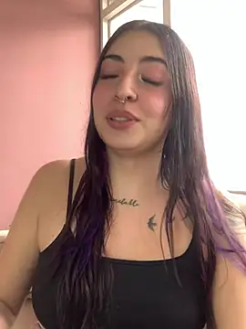 Snapshot of Morgana_Pink chatting on 04-29-26, 05:30 Morgana Pink online show from 04-29-26, 05:30