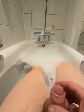 Snapshot of Johnwickers819 chatting on 03-03-26, 03:51 Johnwickers819 online show from 03-03-26, 03:51