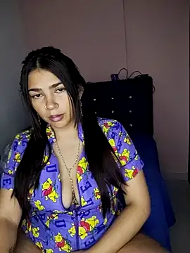 Dulce06 online show from 06-26-26, 04:50