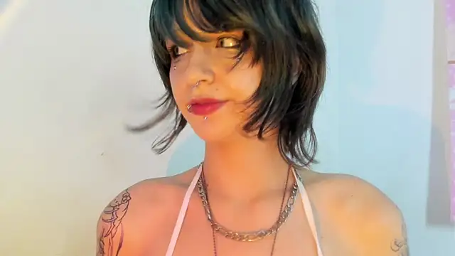 Snapshot of Angel__Dreams chatting on 05-26-26, 03:24 Angel Dreams online show from 05-26-26, 03:24