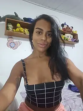 Snapshot of daniellels91 chatting on 05-17-26, 02:20 daniellels91 online show from 05-17-26, 02:20