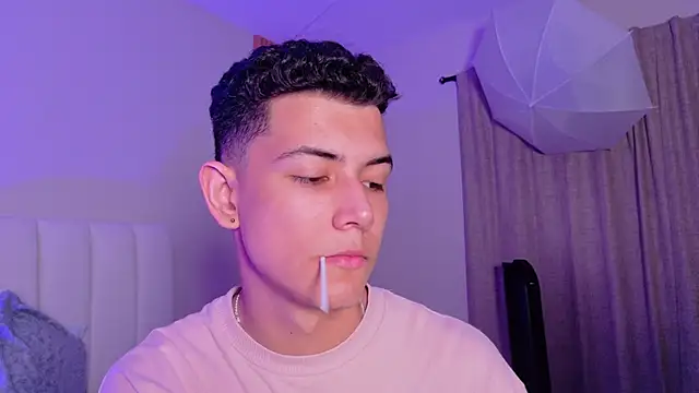 nicocrown online show from 03-30-26, 07:04