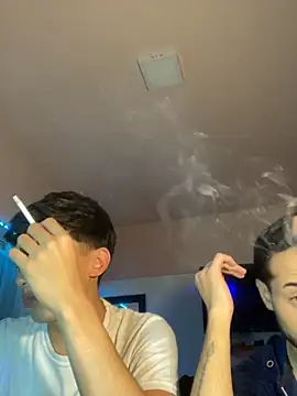 Snapshot of Lucasss2204 chatting on 03-20-26, 03:44 Lucasss2204 online show from 03-20-26, 03:44