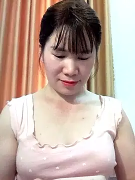 Bondgirl 9 online show from 05-16-26, 06:43